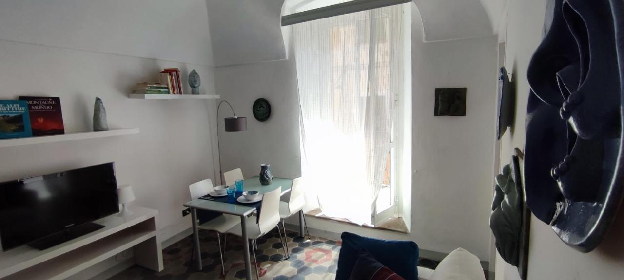 Ideale Per Escursionisti, A Pochi Minuti Dal Mare E Dalle Falesie- Casa Celeste Cisano sul Neva Dış mekan fotoğraf